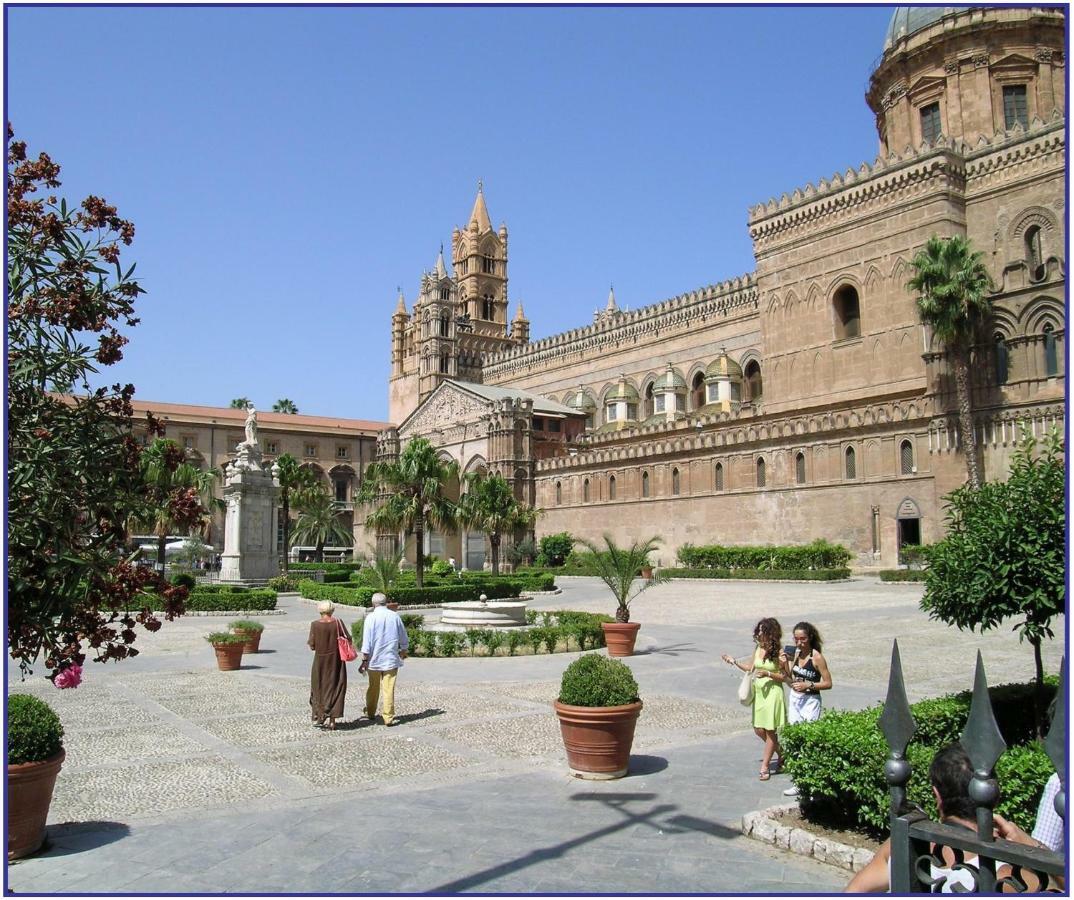 Casa Clo Alla Cattedrale Palermo Exterior photo